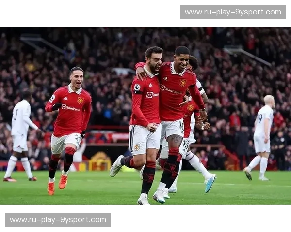 宇宙浩瀚,绿茵激荡:银河战舰与红魔曼联的史诗对决